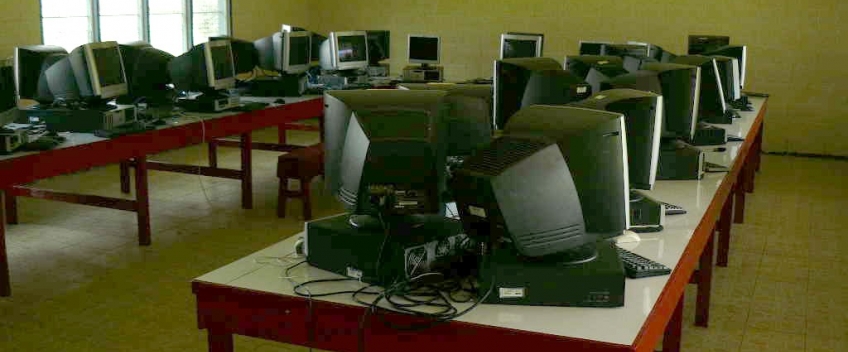 Tonga College computer suite